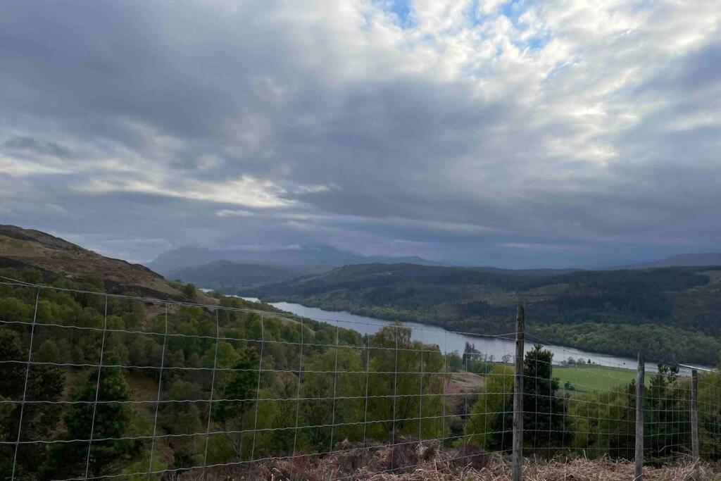 Coorie Doon Cabin! Great Scottish Welcome フォート・オーガスタス エクステリア 写真